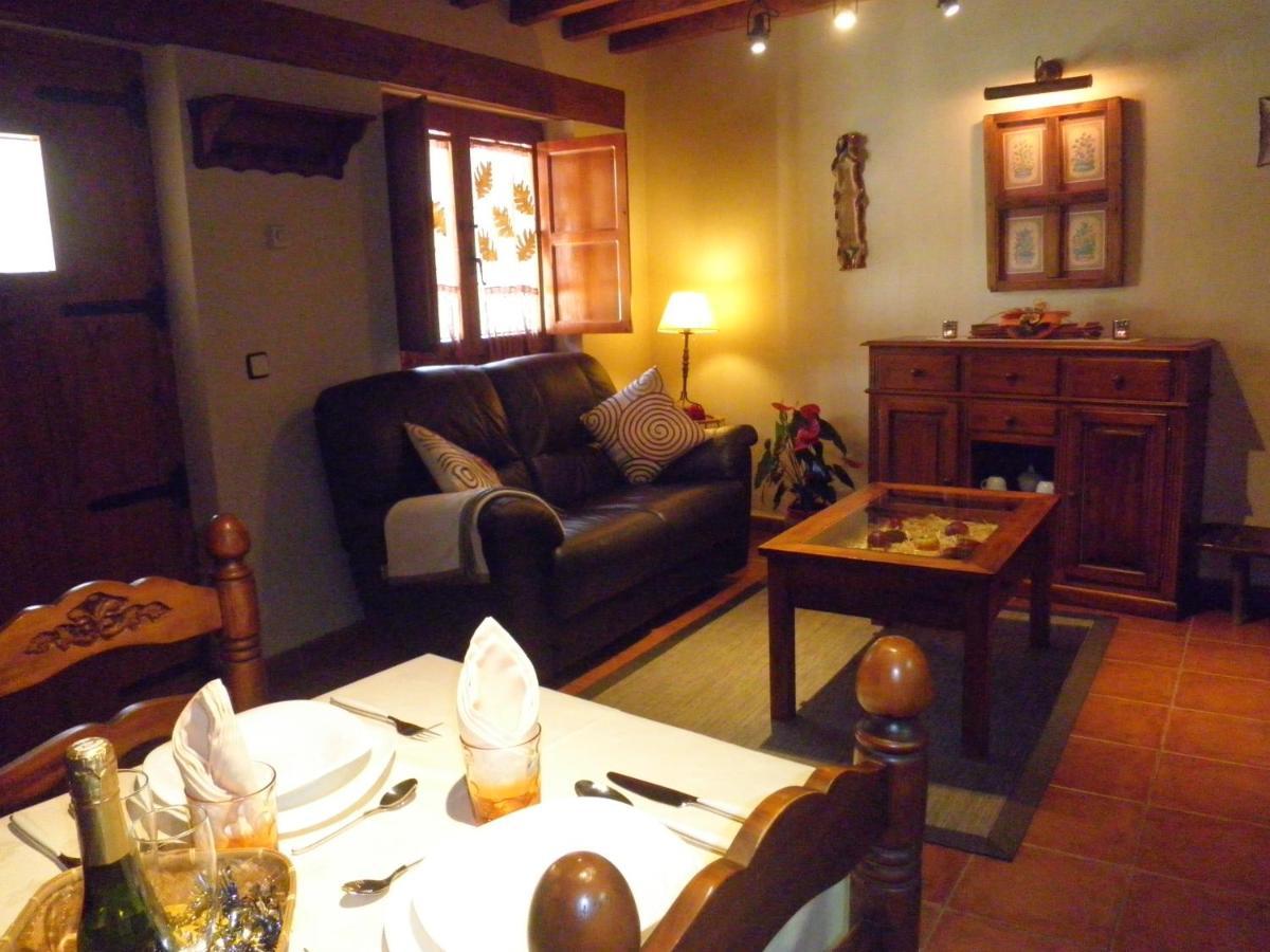 El Roble. Azagalla Rural Casas del Abad ภายนอก รูปภาพ